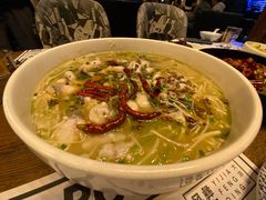 招牌酸菜鱼（必点）-爱啤精酿·民谣酒馆(滨江店)