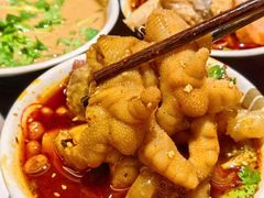 -万记麻辣烫国展总店