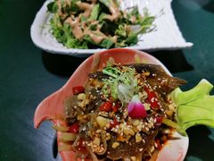 -忘忧草融合私房菜(红鼎国际店)