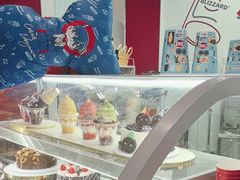 -DQ·蛋糕·冰淇淋(五棵松万达店)