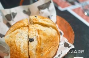 Garlic Butter Olive Bread