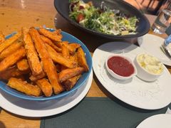 -兰特伯爵西餐厅·啤酒屋(方庄店)