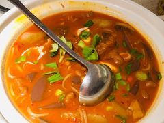 鸭血肥肠粉砂锅-佬肥猫(七宝宝龙店)