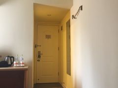 -如家酒店(青岛哈尔滨路万科城双山地铁站店)