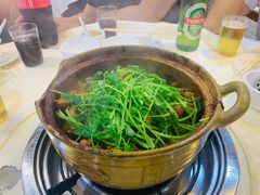 -渝君重庆火锅(嘉宾路店)