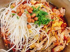 -周良天山牛杂城(天山路总店)