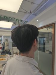 -镁连社·美联社