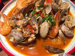 -老闵田螺馆·南昌市井菜·特色小吃(总店)