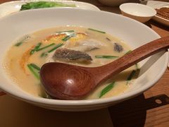 -荣家黄鱼面(前滩太古里店)