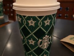 -星巴克(上海虹桥新天地二店)