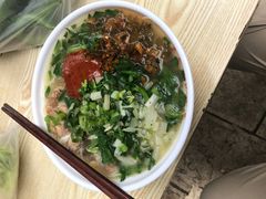-文山荷鲜居(翠湖店)