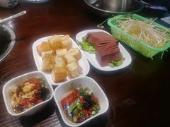 -古乐牛香·鲜牛肉牛杂火锅(象湖店)