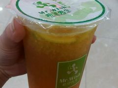 -鸿通城购物中心