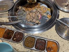 -姜胖胖韩式自助烤肉(光明万达店)