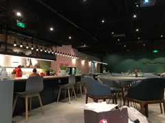 大堂-半山腰·云南菜(侨福芳草地店)