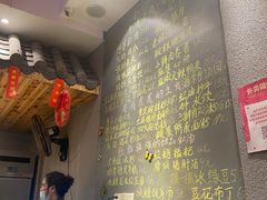 -爆炸头阿姨小四川正宗川味小吃(无任何分店)