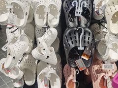 -胖东来生活广场(健康路店)