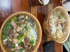 -正宗李家土鸡米线店