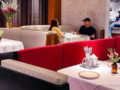 -阿妮叶李(光谷世界城店)