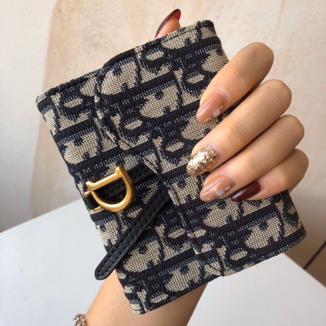 Копии брендовых сумочек из натуральной кожи-Dior Д