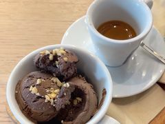 -LAVAZZA拉瓦萨咖啡(中航城君尚购物中心店)