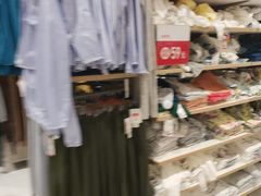 -优衣库(上海金桥国际商业广场店)