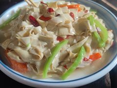 -人民公社铁锅炖·东北菜(卫国道店)