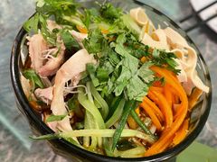 鸡丝凉米线-浩海火烧云傣家菜(京广店)