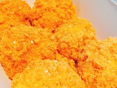 蟹黄肉松小贝-鲍师傅糕点(国金街店)