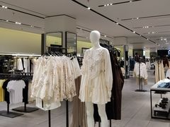 -优衣库(广州番禺万达广场店)