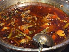 -小饕荟雅安贡椒鱼鲜馆(广福桥店)