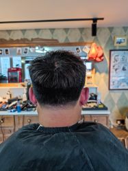 -Libertines barbershop 浪子理发店