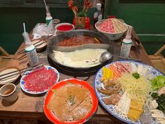 -周小明火锅(黑金冠社区店)