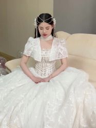 -Lady  Jane高端婚纱礼服馆
