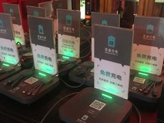 -沪小胖小龙虾(淮海中路旗舰店)