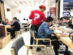 大堂-为什么牛潮汕牛肉火锅(万胜广场店)
