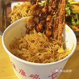 下雨天也欲罢不能的烧烤get√
