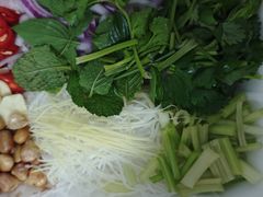 -官塘鱻鱻鱼生·潮汕生腌·砂锅粥(西马路总店)