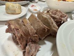 手抓羊肉半斤-贯贯吉·清真餐厅(浙江中路店)