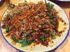 -拈签一笑黄牛肉辣卤串串