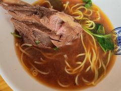 -鲁毓鲜蓬莱小面(黄山路店)