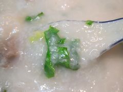 四宝丸子仔粥-荔银肠粉(建六店)
