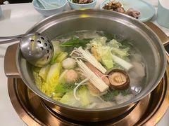 -润园四季椰子鸡火锅(南山海岸城店)