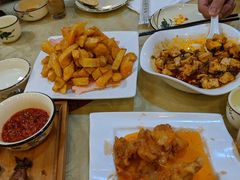 -鹤乡东北菜(崮山路店)