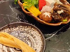 -湊湊火锅·茶憩(颐堤港店)