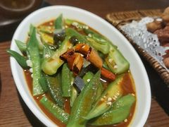 捞汁鲜秋葵-前海沿·青岛菜(李沧万达店)