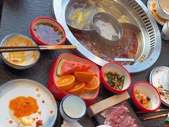 -醉董牛川派鲜肉自选火锅(烟台店)