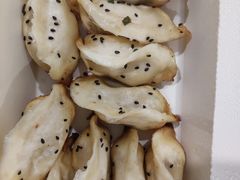 -香山胡记吴江路生煎(灵山路店)