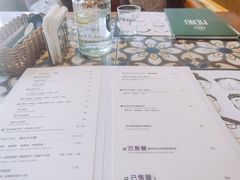 -静香HOUSE·全时段融合餐厅(七星欢乐颂店)
