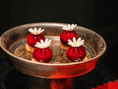 -鲜璟台·地标景观餐厅(上海中心店)